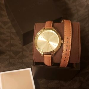 Nwt Michael Kors wrap watch